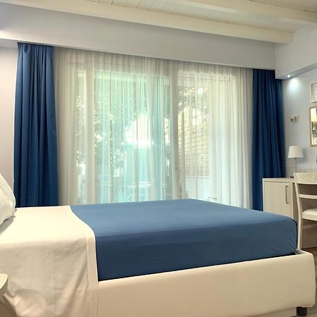 B&B Villa Pini Civitanova Marche Esterno foto