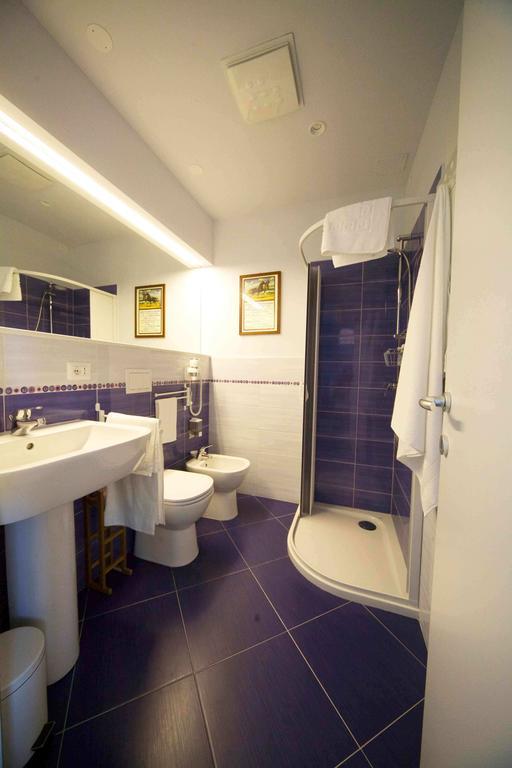 B&B Villa Pini Civitanova Marche Camera foto