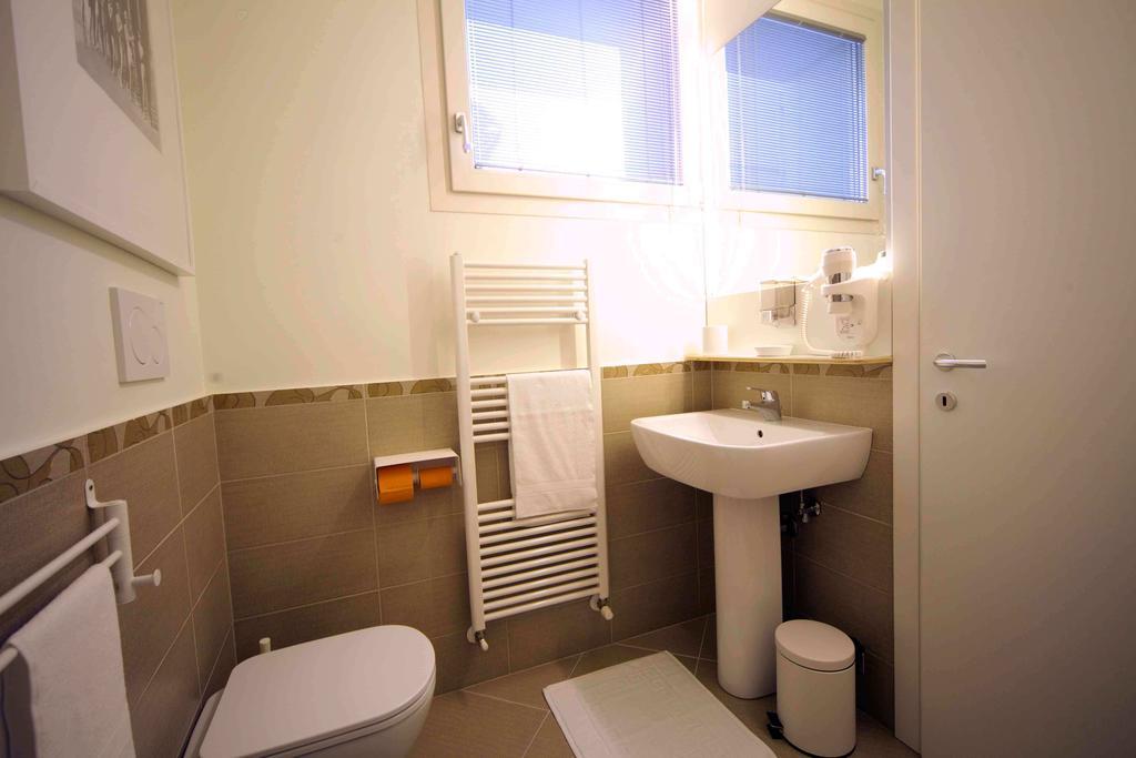 B&B Villa Pini Civitanova Marche Camera foto